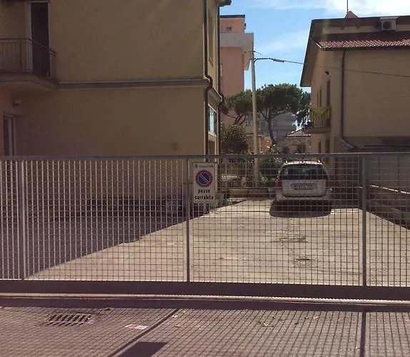 Laguna Blu Отель 2*