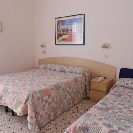 Laguna Blu Отель 2*