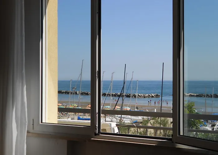 Laguna Blu Отель
